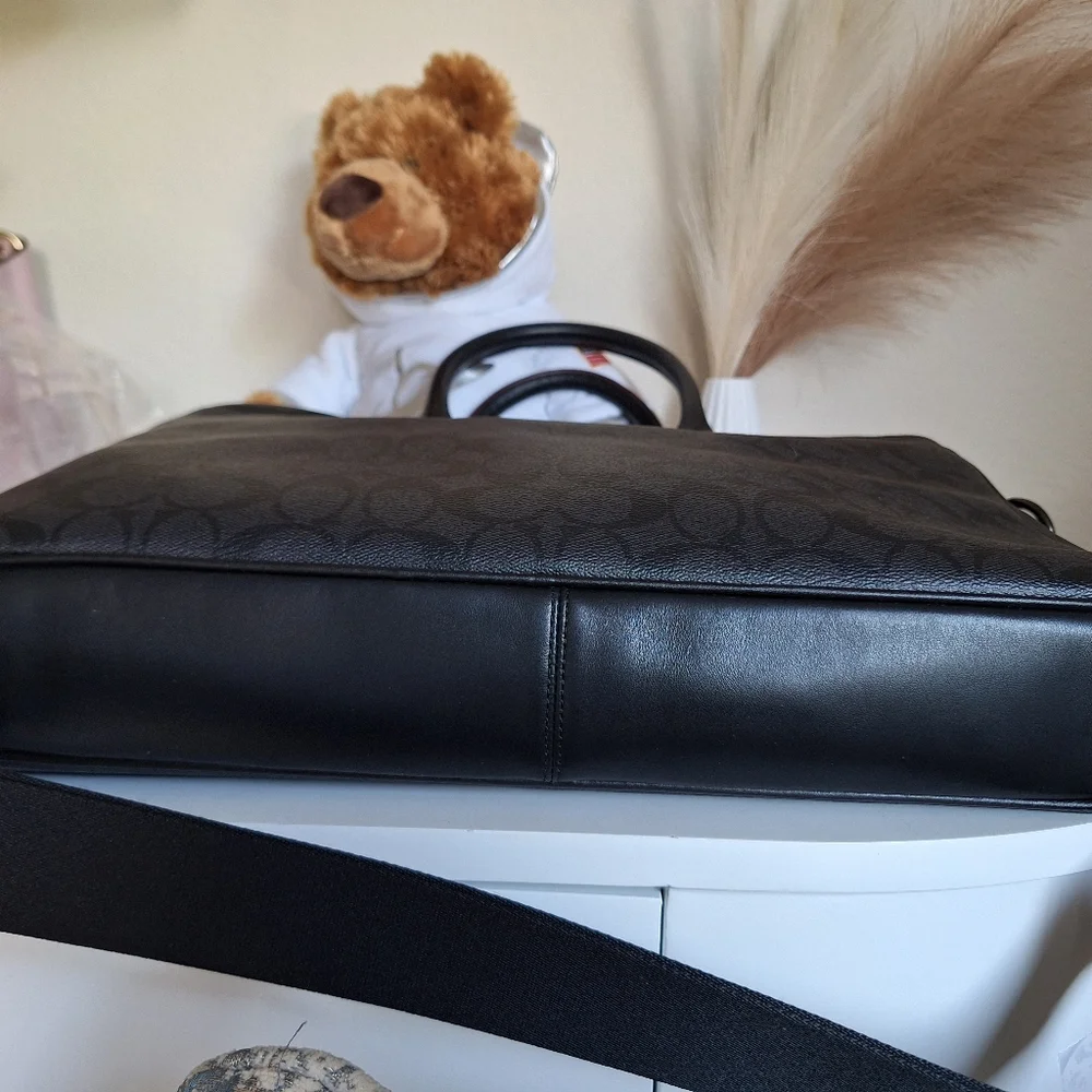 NWT COACH BECKETT SLIM BRIEF IN SIGNATURE CANVAS